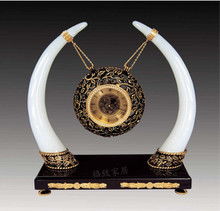 時(shí)光的定格 臺(tái)鐘裝飾的藝術(shù)與家居美學(xué)